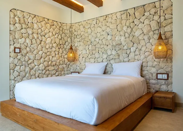 Villa Surya Empat Uluwatu