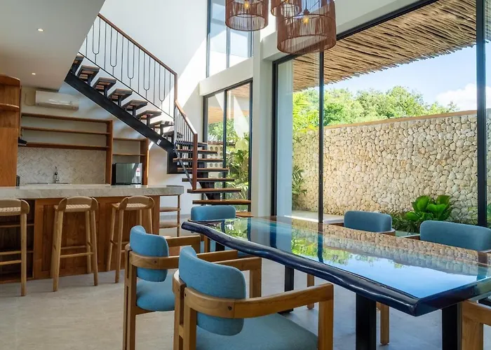 Villa Surya Empat Uluwatu